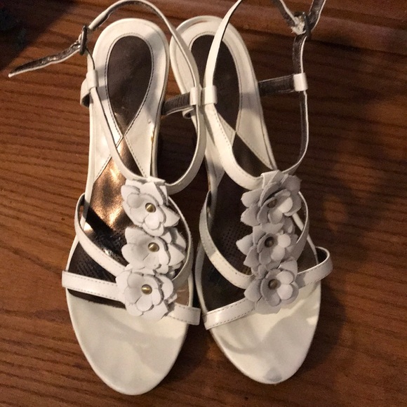 Ciao Bella Wedge Sandal - Picture 1 of 7